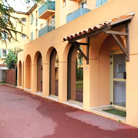 Parenthese Azureenne - T2 Moderne Et Climatise * Vallauris